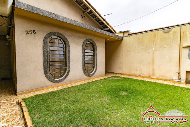 Imagem Casa com 3 Quartos à Venda, 160 m² em Jardim Das Indústrias - Jacareí Imagem Casa com 3 Quartos à Venda, 160 m² em Jardim Das Indústrias - Jacareí