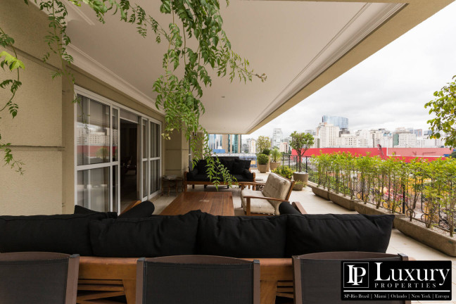 Imagem Apartamento com 3 Quartos à Venda, 280 m² em Vila Nova Conceição - São Paulo Imagem Apartamento com 3 Quartos à Venda, 280 m² em Vila Nova Conceição - São Paulo