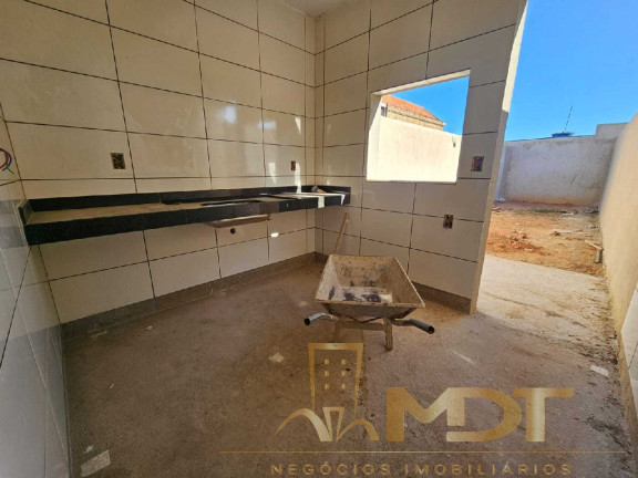 Imagem Casa com 2 Quartos à Venda, 65 m² em Jardim Dos Comerciários (venda Nova) - Belo Horizonte Imagem Casa com 2 Quartos à Venda, 65 m² em Jardim Dos Comerciários (venda Nova) - Belo Horizonte