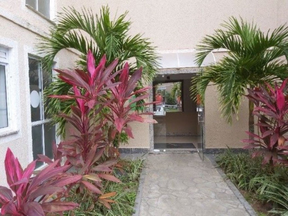 Imagem Apartamento com 2 Quartos à Venda, 40 m² em Estrada Do Coco - Camaçari Imagem Apartamento com 2 Quartos à Venda, 40 m² em Estrada Do Coco - Camaçari