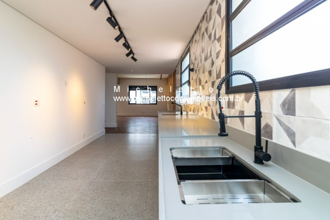 Imagem Apartamento com 3 Quartos à Venda, 212 m² em Consolação - São Paulo Imagem Apartamento com 3 Quartos à Venda, 212 m² em Consolação - São Paulo