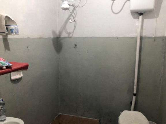 Imagem Casa com 6 Quartos à Venda,  em Vila Três Irmãos  - Carapicuíba