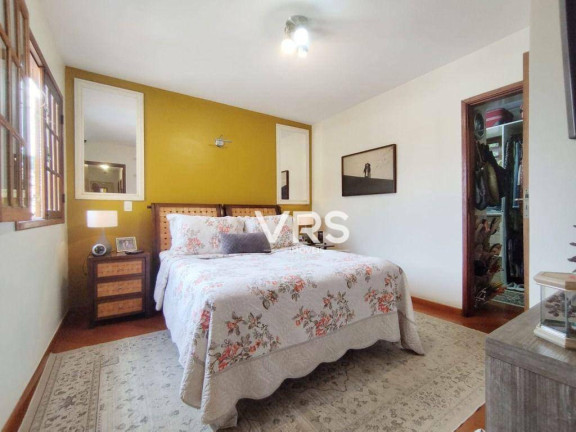 Imagem Casa com 5 Quartos à Venda, 180 m² em Jardim Cascata - Teresópolis