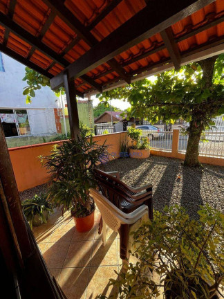 Imagem Casa com 5 Quartos à Venda, 178 m² em Centro - Penha Imagem Casa com 5 Quartos à Venda, 178 m² em Centro - Penha