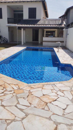 Sobrado com 3 Quartos à Venda, 363 m² em Vila Carlota - Campo Grande