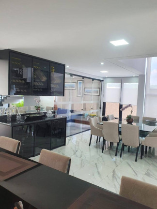 Imagem Casa com 4 Quartos à Venda, 420 m² em Tamboré - Santana De Parnaíba Imagem Casa com 4 Quartos à Venda, 420 m² em Tamboré - Santana De Parnaíba
