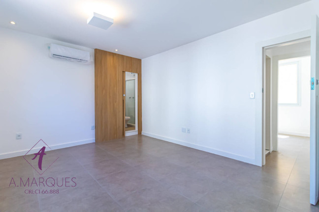 Imagem Apartamento com 3 Quartos à Venda, 237 m² em Copacabana - Rio De Janeiro Imagem Apartamento com 3 Quartos à Venda, 237 m² em Copacabana - Rio De Janeiro