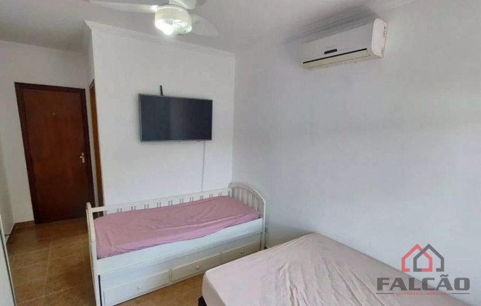 Imagem Casa com 4 Quartos à Venda, 286 m² em Canto Do Forte - Praia Grande Imagem Casa com 4 Quartos à Venda, 286 m² em Canto Do Forte - Praia Grande