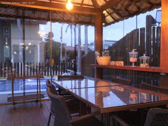Imagem Casa com 5 Quartos à Venda, 480 m² em Muro Alto - Ipojuca