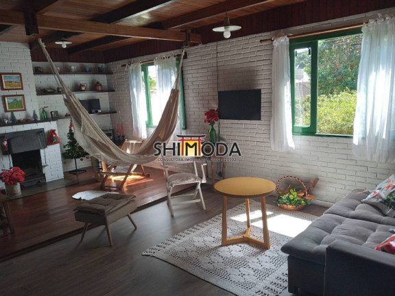 Sobrado com 4 Quartos à Venda, 216 m² em Cajuru - Curitiba