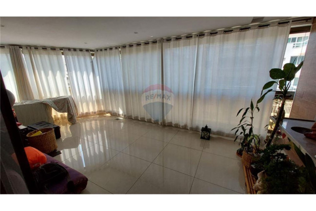 Imagem Apartamento com 2 Quartos à Venda, 106 m² em Recreio Dos Bandeirantes - Rio De Janeiro Imagem Apartamento com 2 Quartos à Venda, 106 m² em Recreio Dos Bandeirantes - Rio De Janeiro