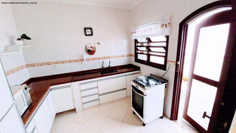 Imagem Casa com 3 Quartos à Venda, 196 m² em Três Marias - Peruíbe Imagem Casa com 3 Quartos à Venda, 196 m² em Três Marias - Peruíbe