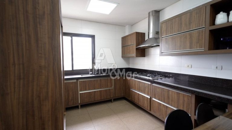 Imagem Apartamento com 4 Quartos à Venda, 280 m² em Jardim Astúrias - Guarujá