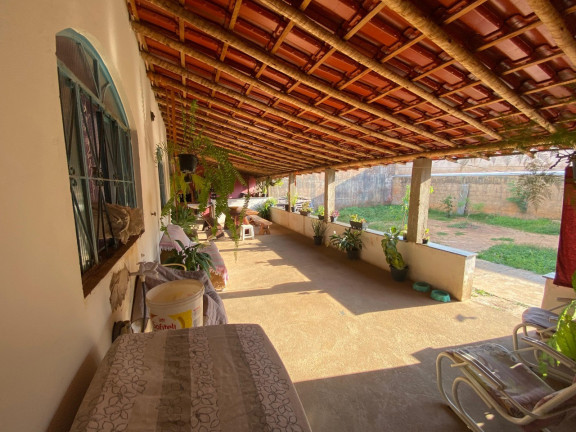 Casa com 3 Quartos à Venda, 250 m² em Planalto - Montes Claros