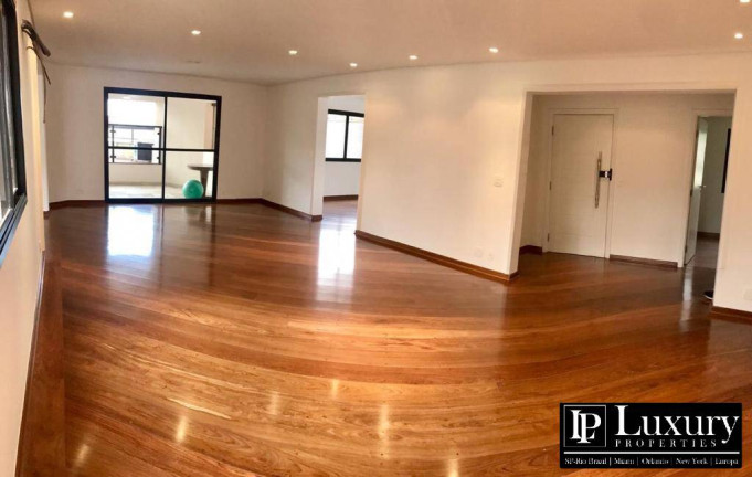 Imagem Apartamento com 4 Quartos à Venda, 305 m² em Panamby - São Paulo Imagem Apartamento com 4 Quartos à Venda, 305 m² em Panamby - São Paulo