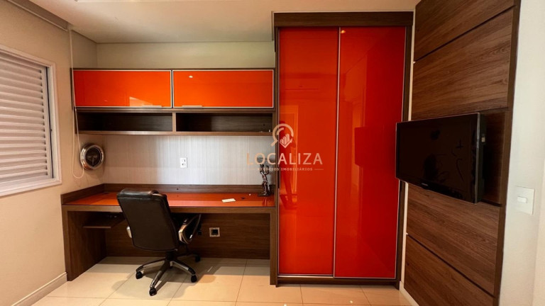 Imagem Imóvel com 3 Quartos à Venda, 183 m² em Parque Residencial Aquarius - São José Dos Campos Imagem Imóvel com 3 Quartos à Venda, 183 m² em Parque Residencial Aquarius - São José Dos Campos