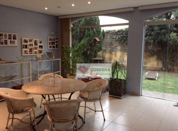Imagem Casa com 5 Quartos à Venda, 530 m² em Cidade Jardim - São Paulo Imagem Casa com 5 Quartos à Venda, 530 m² em Cidade Jardim - São Paulo