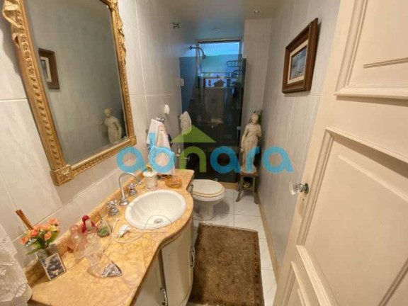 Imagem Apartamento com 3 Quartos à Venda, 180 m² em Copacabana - Rio De Janeiro