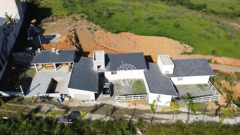Imagem Casa com 3 Quartos à Venda, 844 m² em Centro - Piracaia