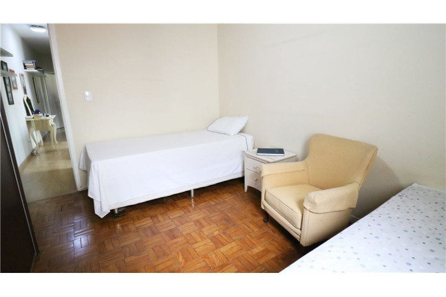 Imagem Casa com 3 Quartos à Venda, em Chácara Santo Antônio (zona Sul) - São Paulo Imagem Casa com 3 Quartos à Venda, em Chácara Santo Antônio (zona Sul) - São Paulo