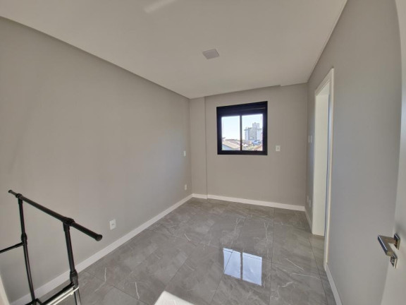 Apartamento com 3 Quartos à Venda,  em Canto Grande - Bombinhas