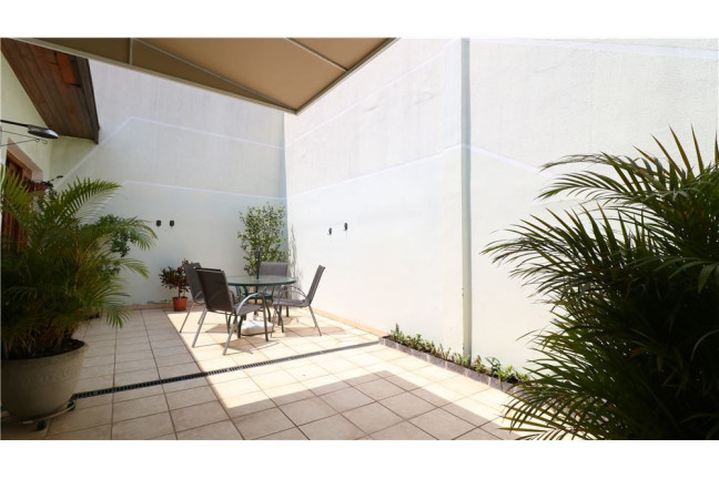 Imagem Casa com 3 Quartos à Venda, 181 m² em Jardim Aeroporto - São Paulo Imagem Casa com 3 Quartos à Venda, 181 m² em Jardim Aeroporto - São Paulo