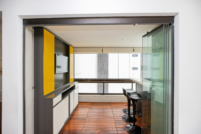 Imagem Apartamento com 3 Quartos à Venda, 162 m² em Moema - São Paulo