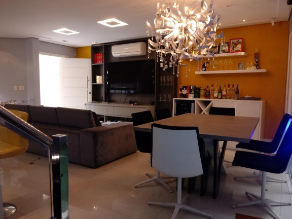 Imagem Sobrado com 2 Quartos à Venda, 240 m² em Cambuci - São Paulo