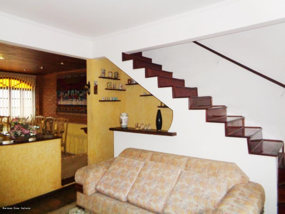 Imagem Casa com 3 Quartos à Venda, 400 m² em Vila Anglo Brasileira - São Paulo Imagem Casa com 3 Quartos à Venda, 400 m² em Vila Anglo Brasileira - São Paulo