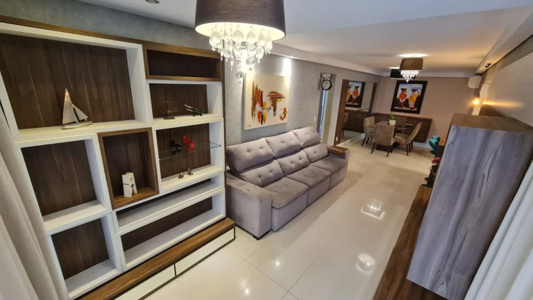 Imagem Apartamento com 3 Quartos à Venda, 123 m² em Centro - Balneário Camboriú