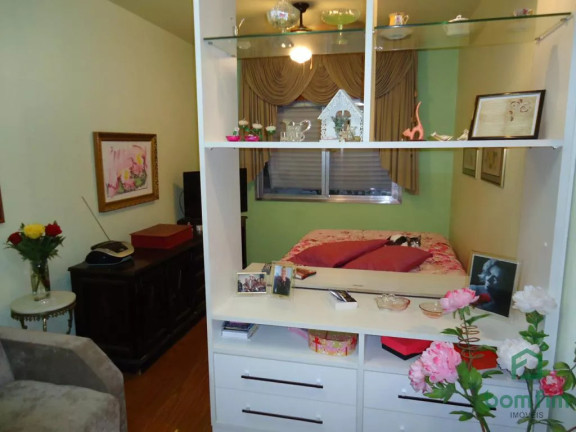 Imagem Apartamento com 1 Quarto à Venda, 33 m² em Cristal - Porto Alegre
