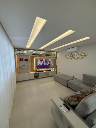 Imagem Casa com 3 Quartos à Venda, 340 m² em Ingleses - Florianópolis Imagem Casa com 3 Quartos à Venda, 340 m² em Ingleses - Florianópolis