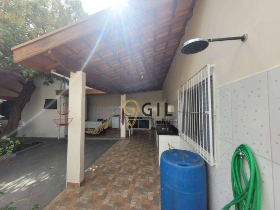 Imagem Casa com 3 Quartos à Venda, 232 m² em Centro - Jacareí