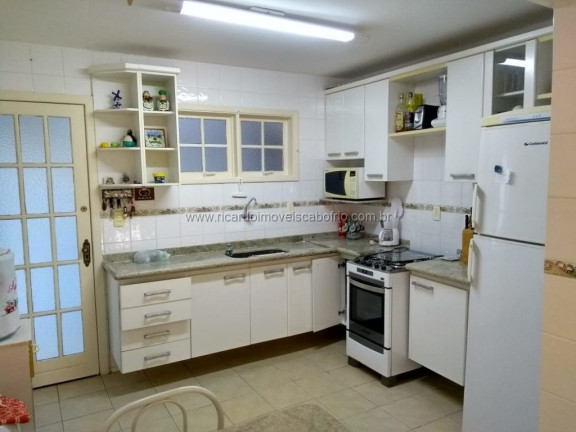 Imagem Casa de Condomínio com 2 Quartos à Venda, 80 m²