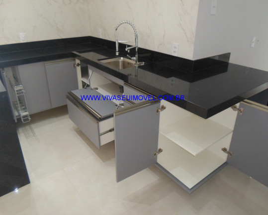 Imagem Casa com 3 Quartos à Venda, 300 m² em Jardins Di Roma - Indaiatuba Imagem Casa com 3 Quartos à Venda, 300 m² em Jardins Di Roma - Indaiatuba