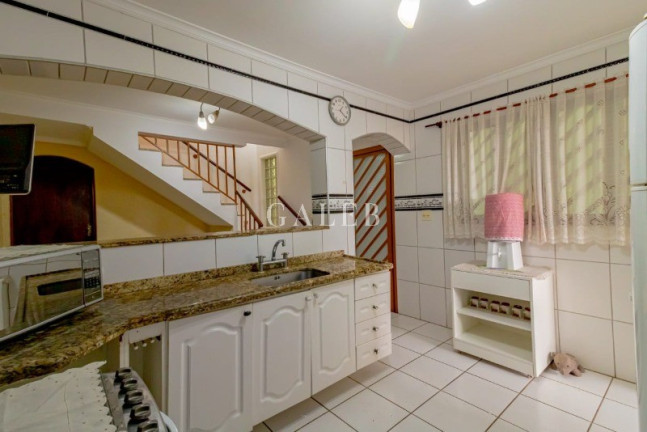 Imagem Casa com 4 Quartos à Venda, 214 m² em Atibaia Jardim - Atibaia