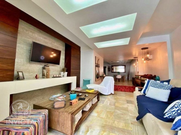 Apartamento com 4 Quartos à Venda, 220 m² em Centro - Balneário Camboriú