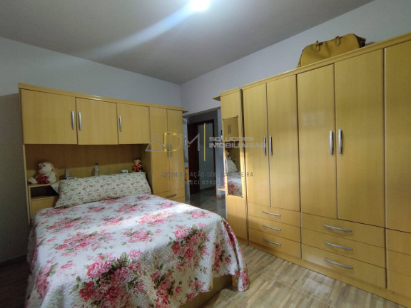 Imagem Casa com 4 Quartos à Venda, 330 m² em Jardim Iolanda - Botucatu