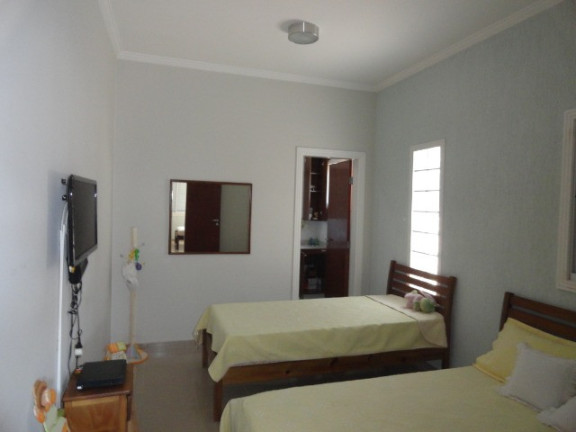 Imagem Casa com 4 Quartos para Alugar ou Temporada, 220 m² em Caxambu - Jundiaí