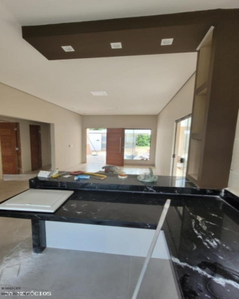 Imagem Casa com 3 Quartos à Venda, 92 m² em Aponiã - Porto Velho
