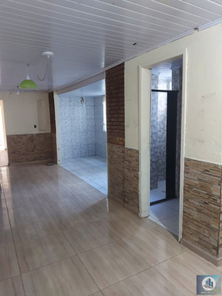 Imagem Casa com 3 Quartos à Venda, 86 m² em Centro - Pelotas