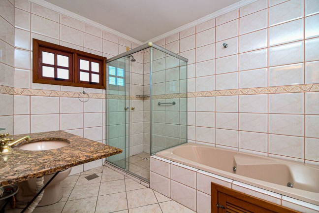 Imagem Casa com 3 Quartos à Venda, 220 m² em Ipanema - Porto Alegre