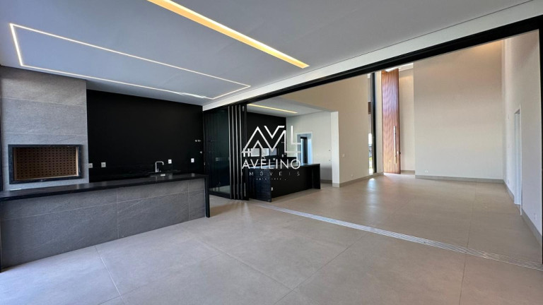 Imagem Casa de Condomínio com 5 Quartos à Venda, 255 m² em Jardim Noroeste - Campo Grande