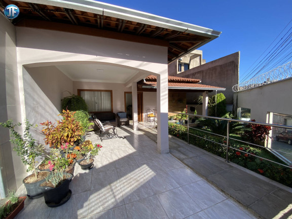 Casa com 3 Quartos à Venda, 254 m² em Ideal - Ipatinga