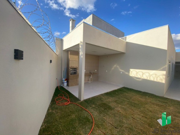Imagem Casa com 3 Quartos à Venda, 128 m² em Planalto - Montes Claros