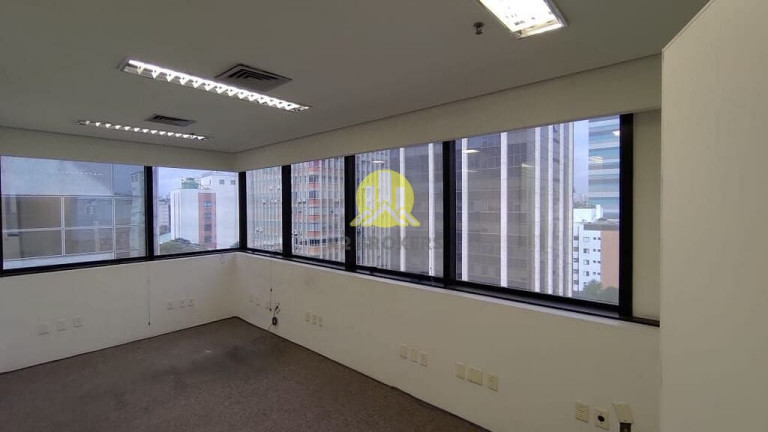 Sala Comercial à Venda, 102 m² em Itaim Bibi - São Paulo