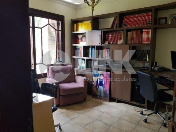 Imagem Casa com 4 Quartos à Venda, 338 m² em Jardim Itu - Porto Alegre