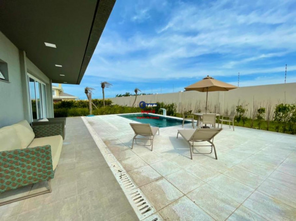 Imagem Casa de Condomínio com 4 Quartos à Venda, 300 m² em Capão Novo - Capão Da Canoa Imagem Casa de Condomínio com 4 Quartos à Venda, 300 m² em Capão Novo - Capão Da Canoa