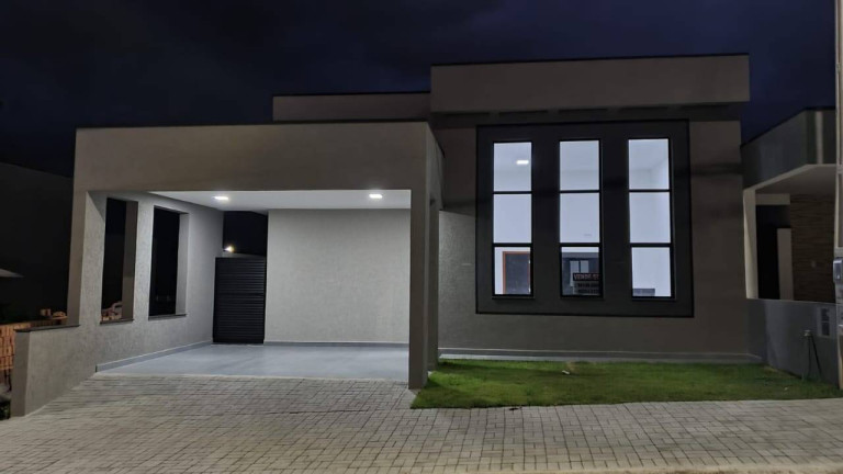 Casa com 3 Quartos à Venda, 251 m² em Guedes - Tremembé