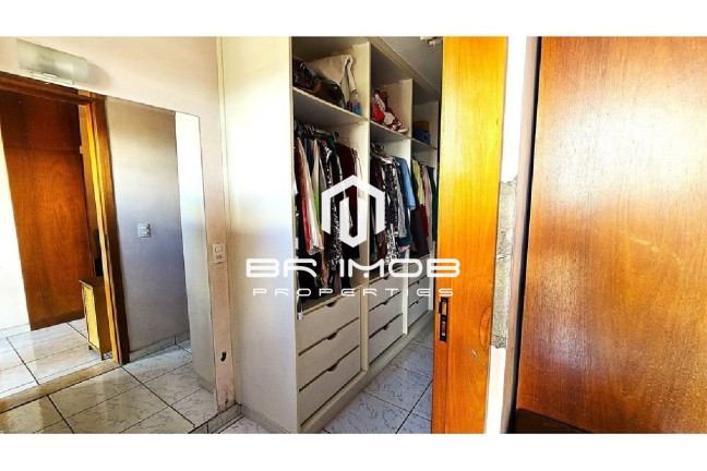 Imagem Casa com 4 Quartos à Venda, 210 m² em Vila Romana - São Paulo